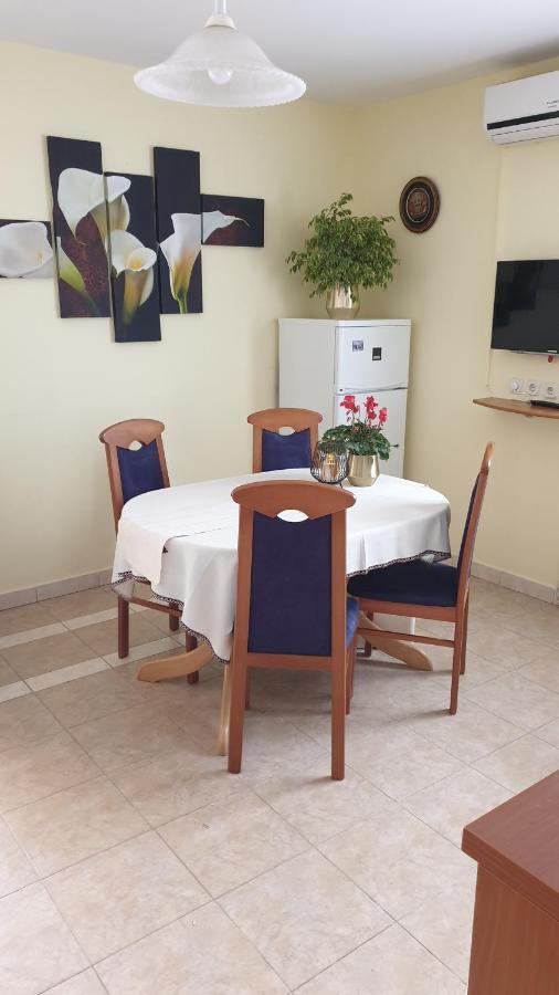 זאדאר Apartments Aurora Borik מראה חיצוני תמונה