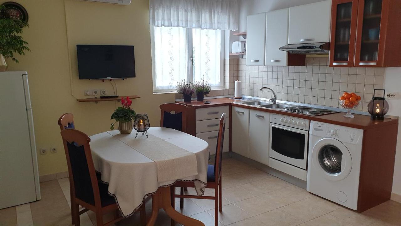 זאדאר Apartments Aurora Borik מראה חיצוני תמונה